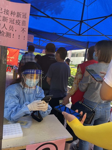 下沉社區(qū)支持大規(guī)模核酸工作.jpg